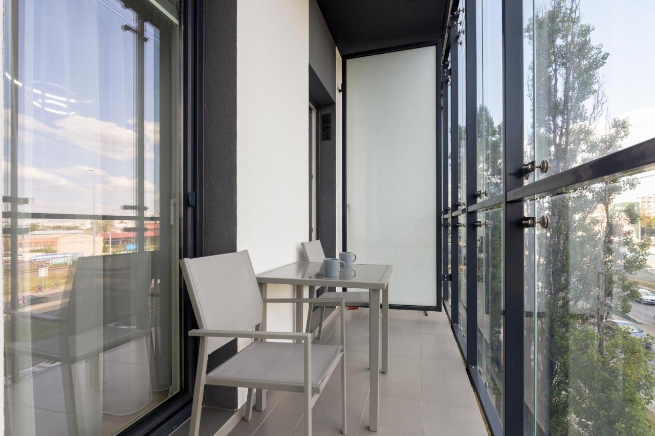 Yellow Sunset Studio Apartment Warsaw Luaran gambar
