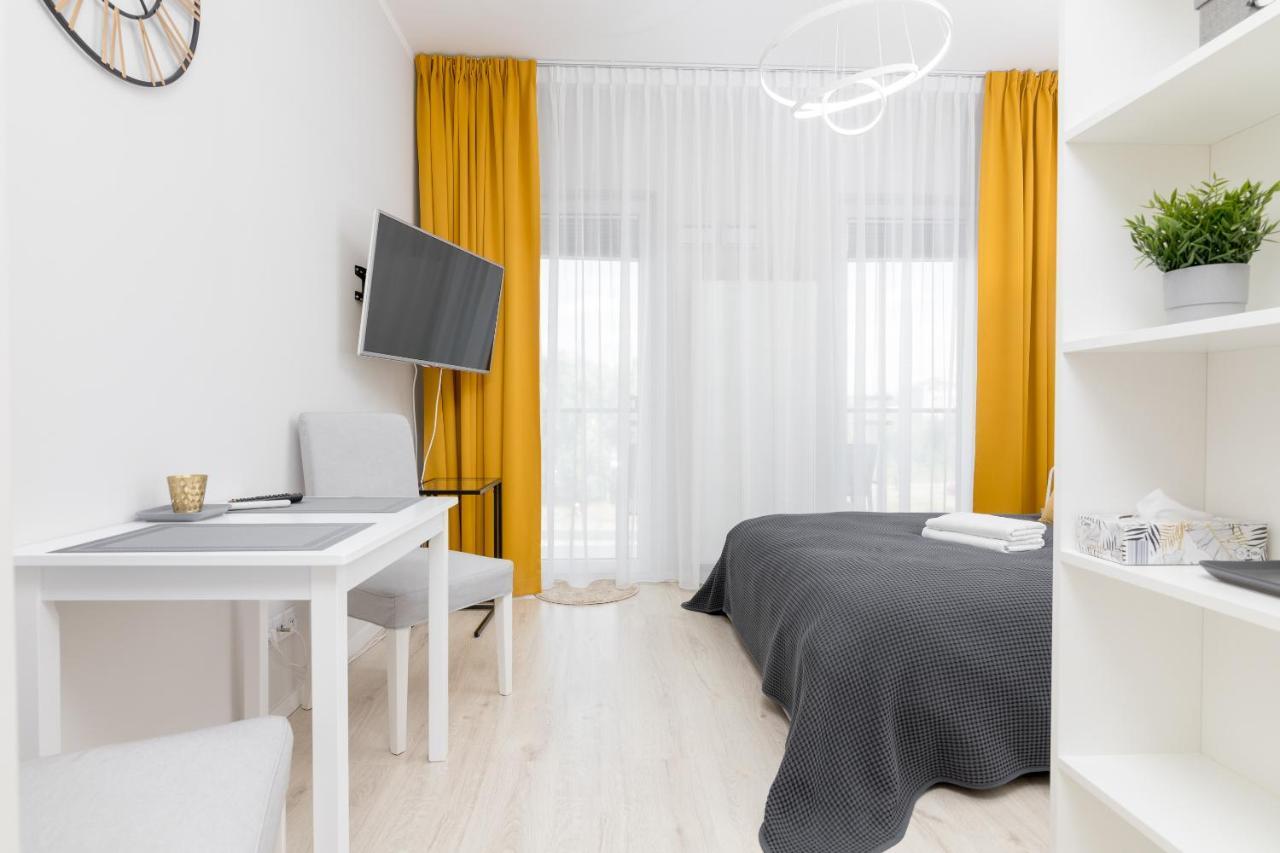 Yellow Sunset Studio Apartment Warsaw Luaran gambar